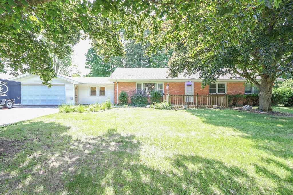 110 Mapleleaf Drive Catlin, IL 61817 - Photo 2 of 29