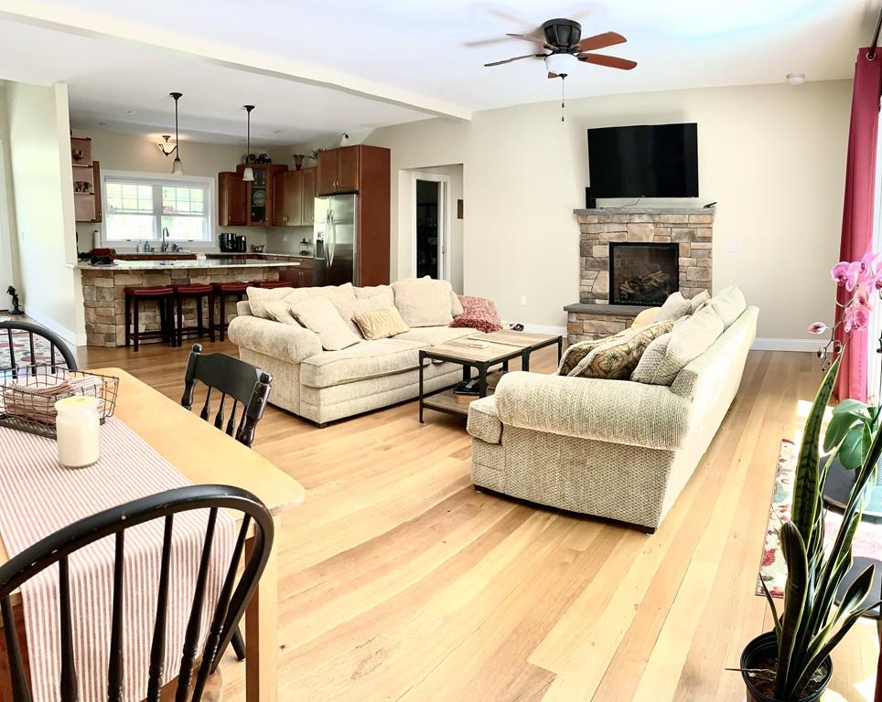 49 County Road Huntington, MA 01050 - Photo 3 of 28