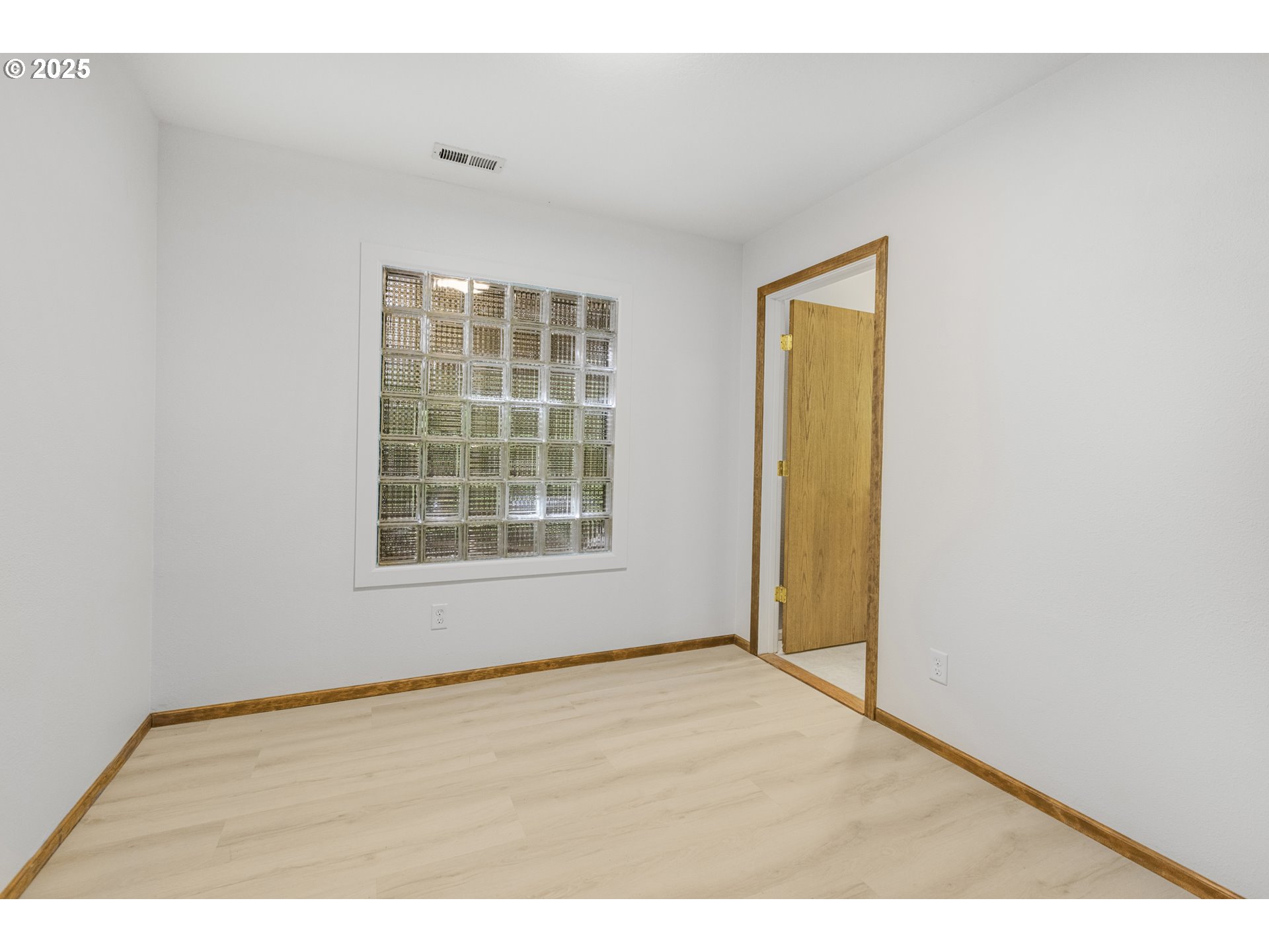 76291 London Road Cottage Grove, OR 97424 - Photo 32 of 48 Gallery Image 32