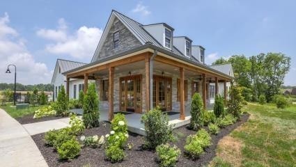 376 Cloverbrook Way Gallatin, TN 37066 - Photo 21 of 24 front view of a house with a garden