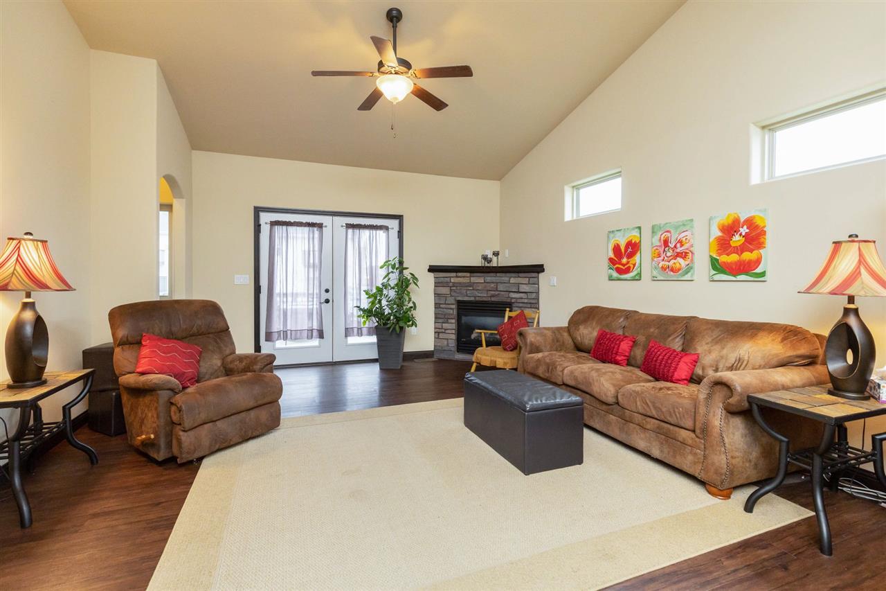 90 North Park Ridge Road North Liberty, IA 52317 - Photo 10 of 29 Gallery Image 10