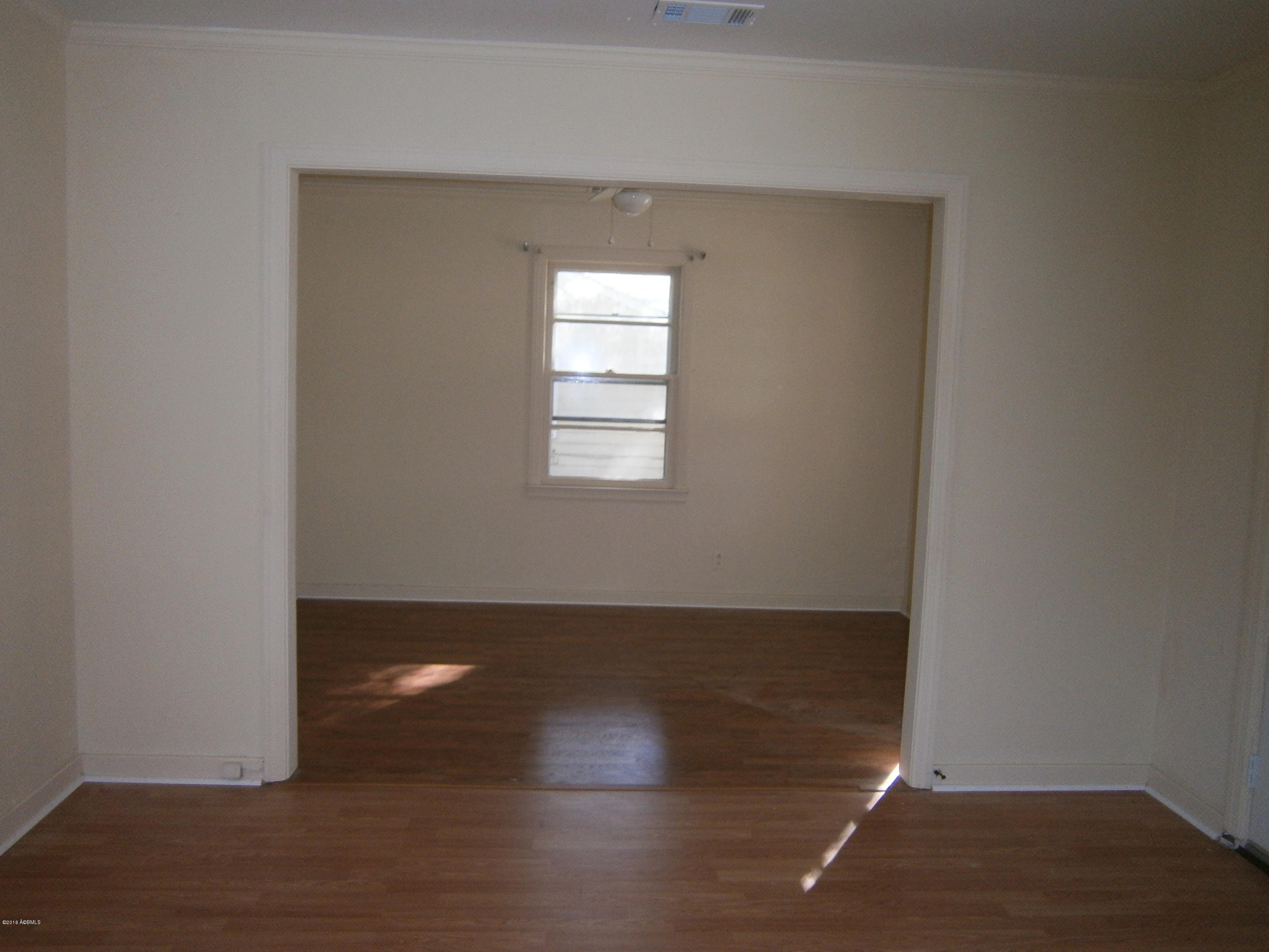 2811 Second Street Beaufort, SC 29902 - Photo 4 of 6 2811 Second St.