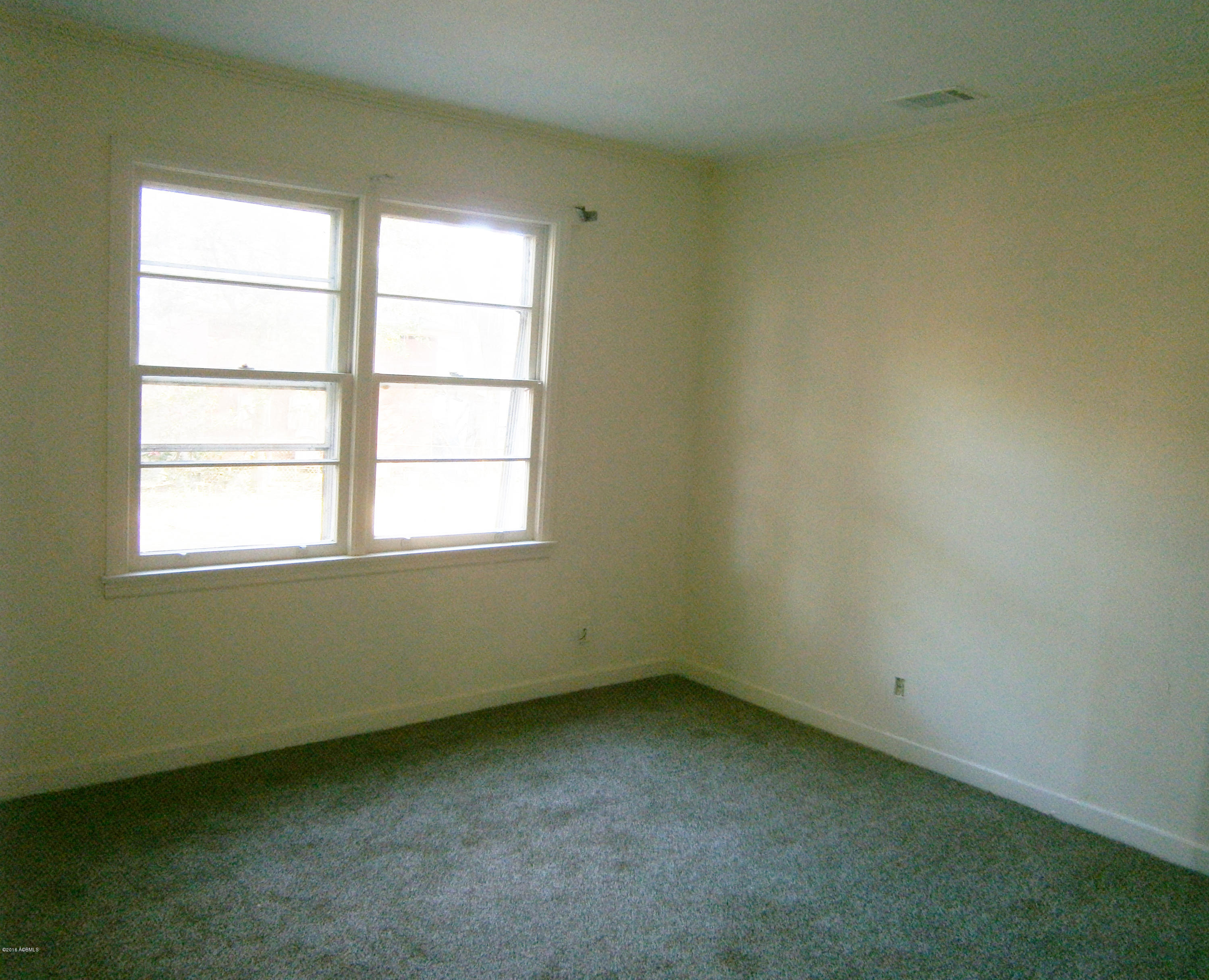 2811 Second Street Beaufort, SC 29902 - Photo 5 of 6 2811 Second St.