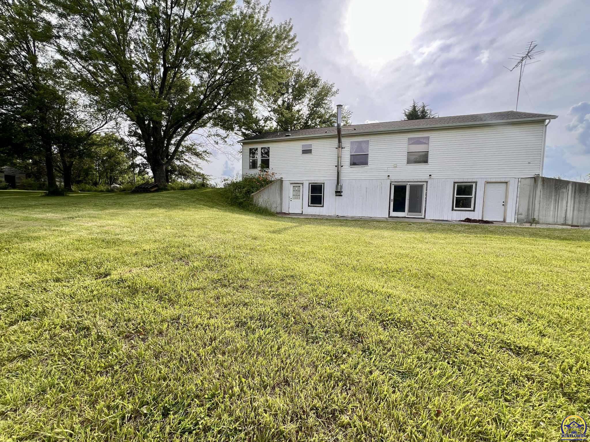8872 Kingman Road Oskaloosa, KS 66066 - Photo 1 of 1 Walk Out Ranch