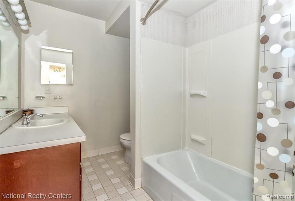30260 Southfield Road, Unit 258 Southfield, MI 48076 - Photo 12 of 16