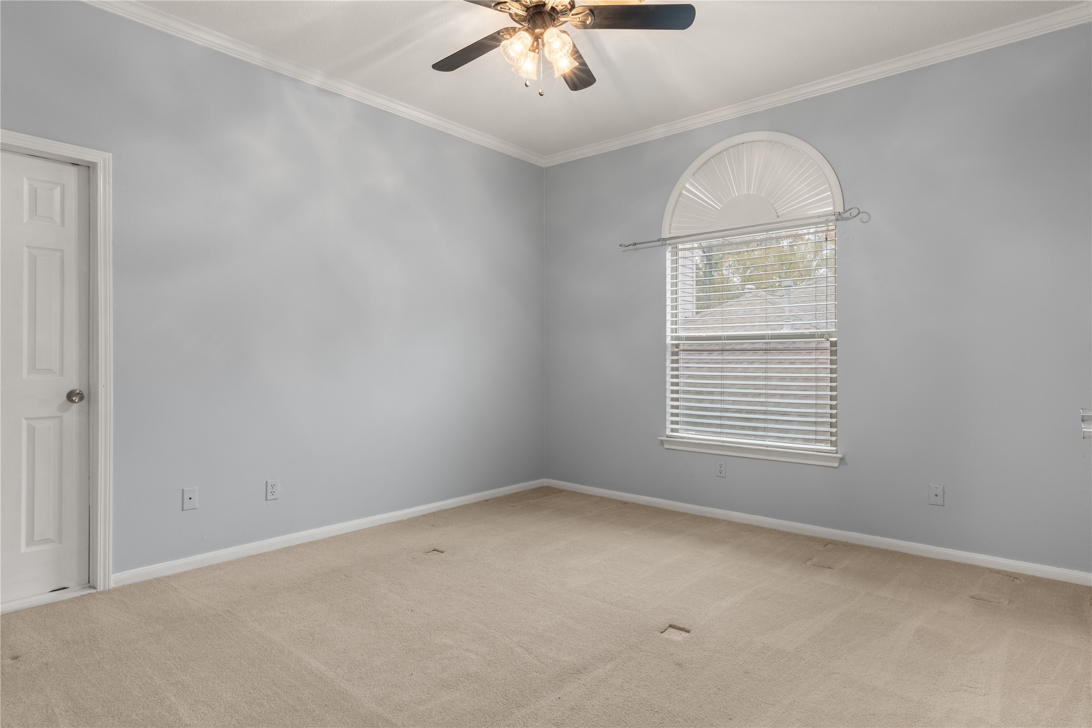 20823 Water Point Trail Humble, TX 77346 - Photo 35 of 43 an empty room with a window