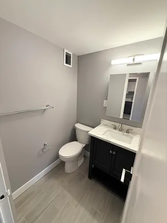 $2,700 | 846 Massachusetts Avenue, Unit 5D, Arlington, MA 02476