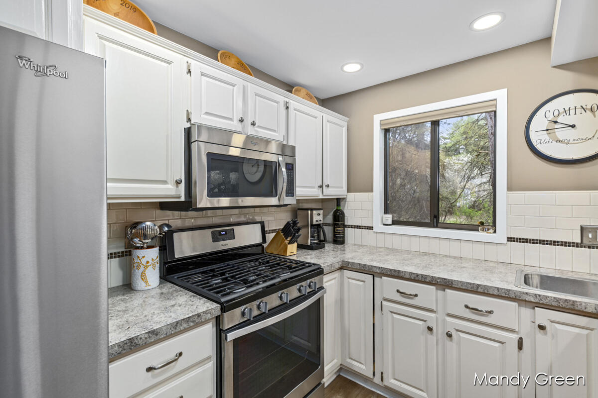 1709 Ottawa Beach Road, Unit 3 Holland, MI 49424 - Photo 14 of 39
