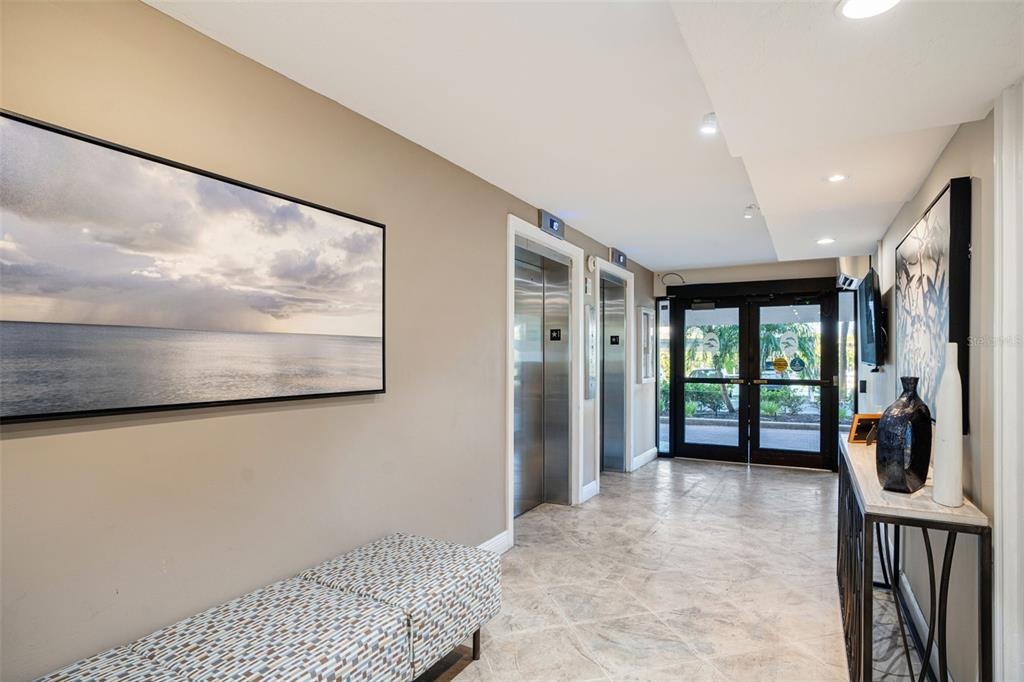 9397 Midnight Pass Road, Unit 905 Sarasota, FL 34242 - Photo 26 of 37