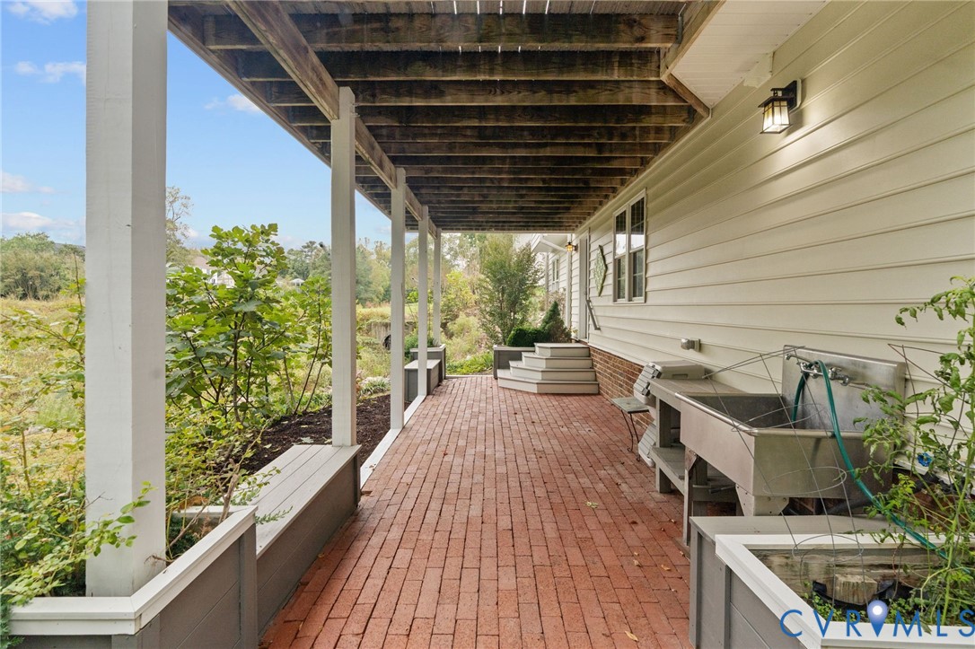 8281 Studley Road Mechanicsville, VA 23116 - Photo 4 of 50