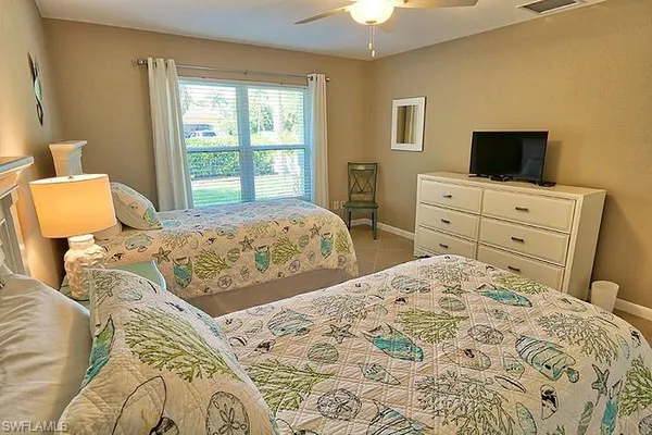 $10,500 | 793 97th Avenue North, Naples, FL 34108