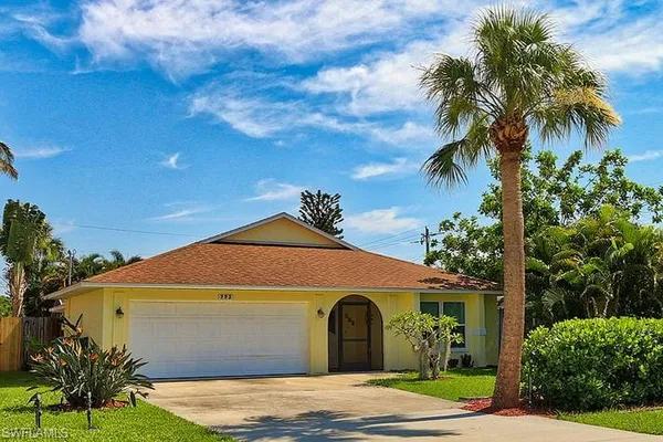 $10,500 | 793 97th Avenue North, Naples, FL 34108