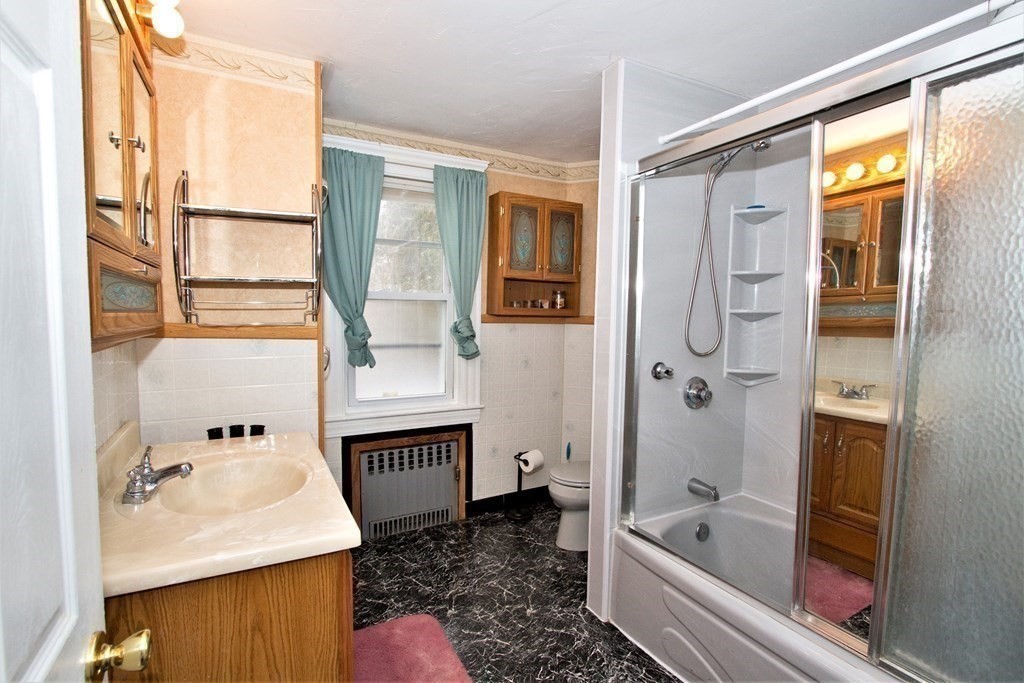 18 Burdett Road Lynn, MA 01904 - Photo 14 of 21 Gallery Image 14