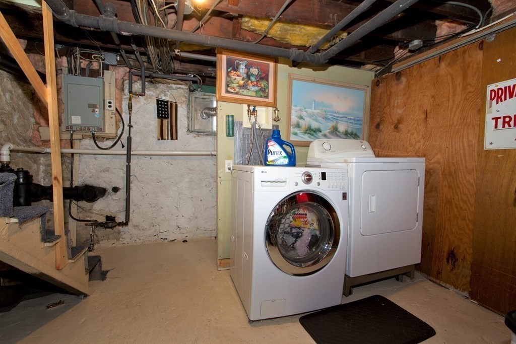 18 Burdett Road Lynn, MA 01904 - Photo 19 of 21 Gallery Image 19
