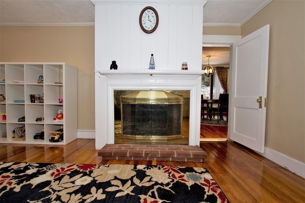 18 Burdett Road Lynn, MA 01904 - Photo 9 of 21 Gallery Image 9