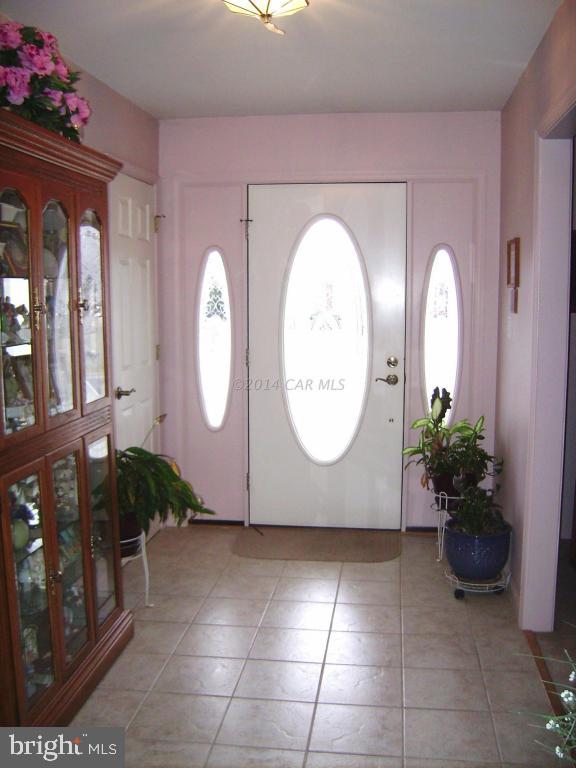 303 Autumn Ridge Drive Hebron, MD 21830 - Photo 3 of 29 Gallery Image 3