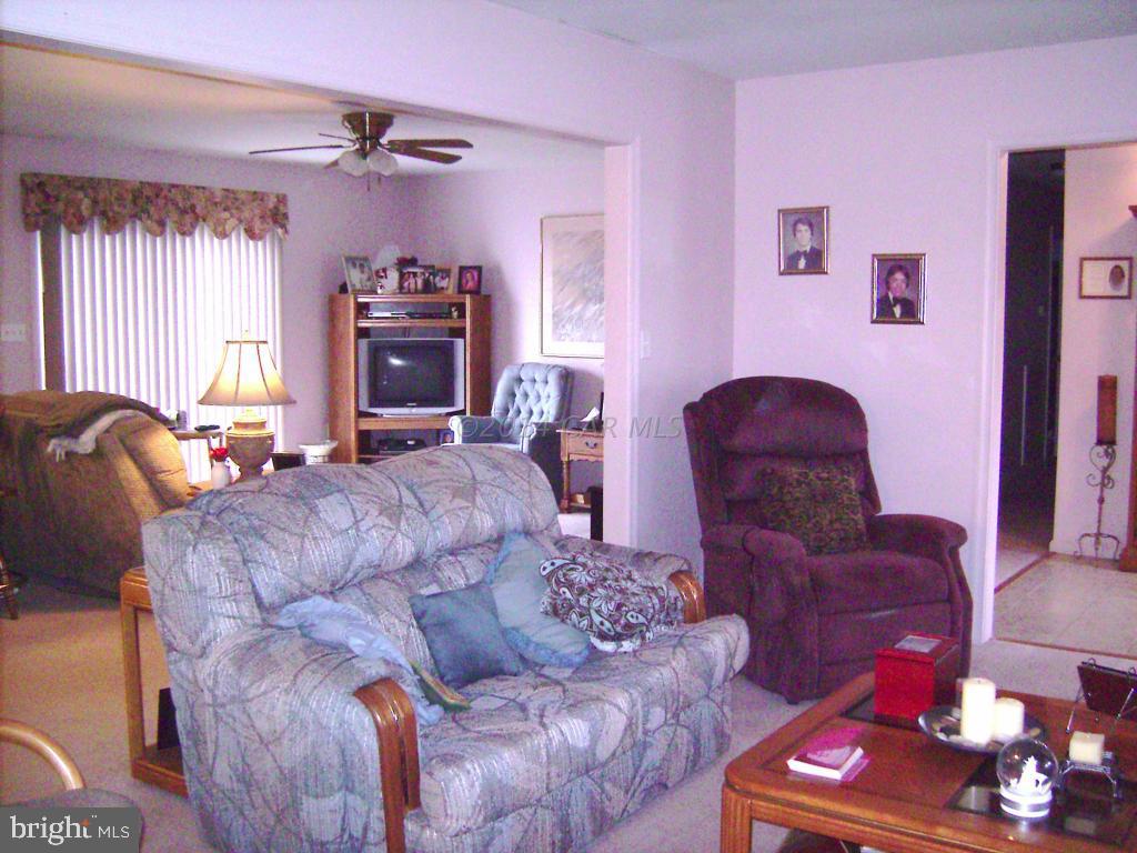 303 Autumn Ridge Drive Hebron, MD 21830 - Photo 8 of 29 Gallery Image 8