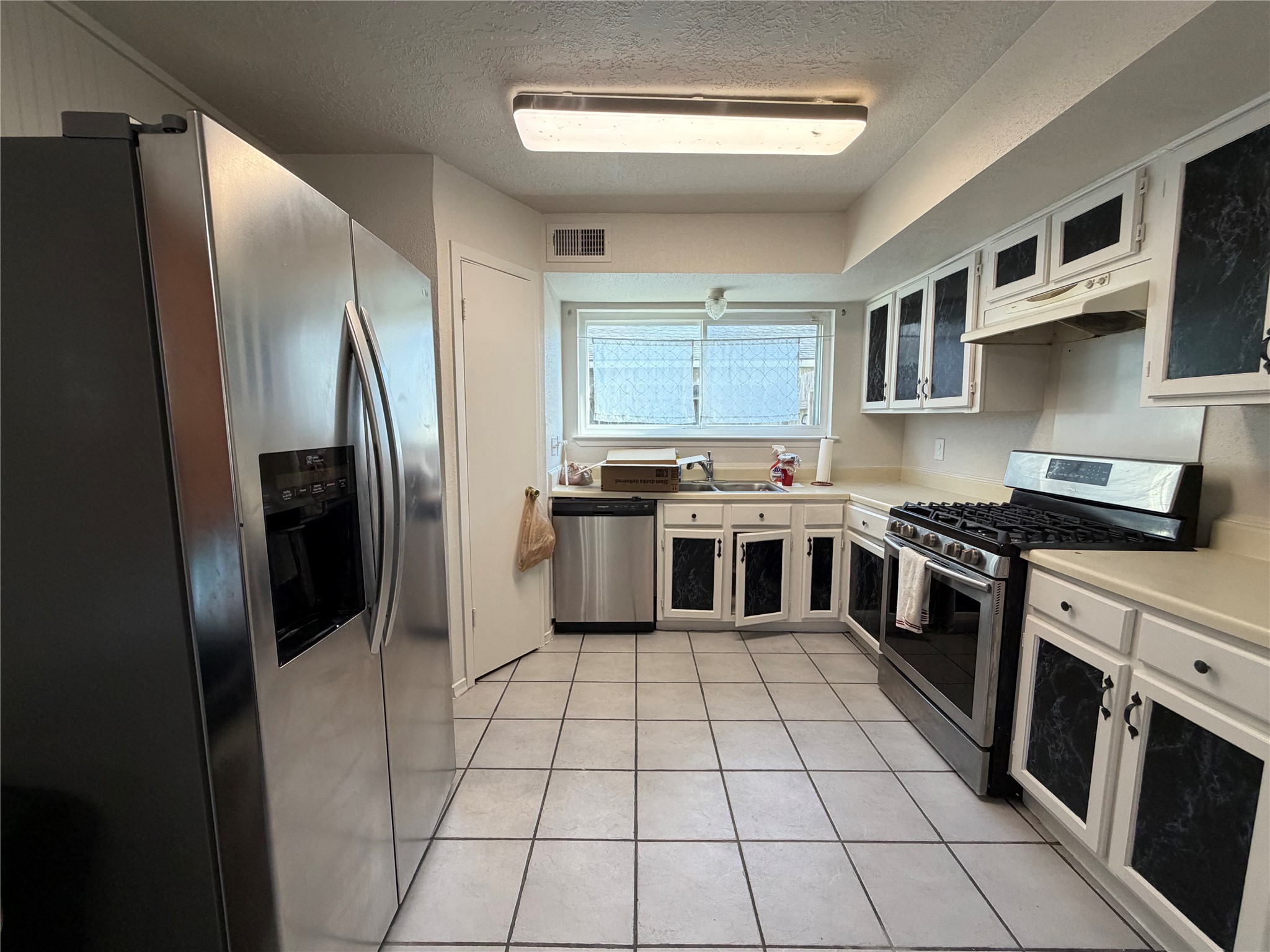 2907 Becket Street Pearland, TX 77584 - Photo 10 of 18