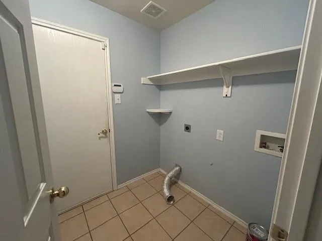 $2,250 | 6013 Marsh Rail Drive, Denton, TX 76208