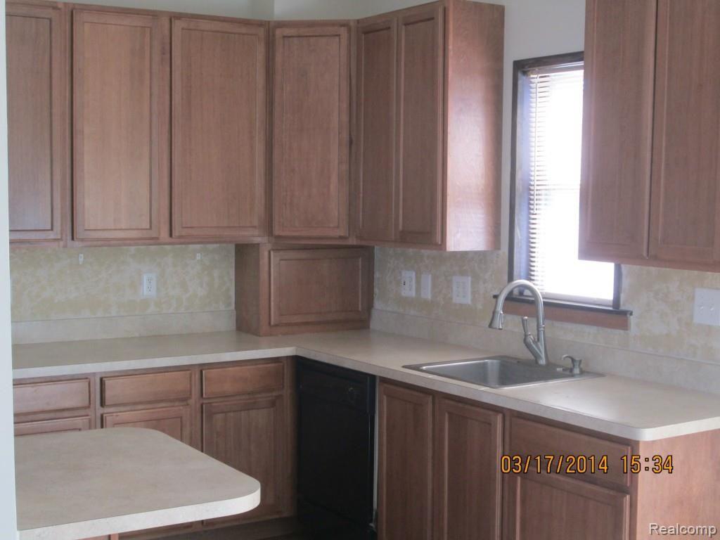 35620 Ridge Street Richmond, MI 48062 - Photo 19 of 32 IMG_0587.jpg
