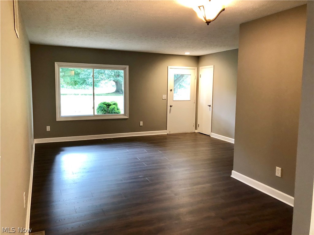 5416 Links Road Mentor, OH 44060 - Photo 11 of 14 Gallery Image 11