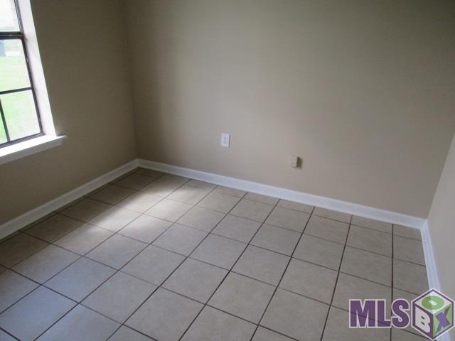 2815 Gore Road Baton Rouge, LA 70807 - Photo 5 of 14 Gallery Image 5