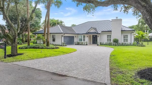 $2,049,000 | 18433 Southeast Heritage Drive, Tequesta, FL 33469