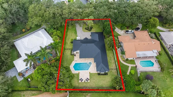$1,999,999 | 18433 Southeast Heritage Drive, Tequesta, FL 33469