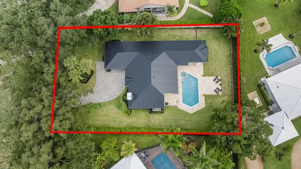 $1,999,999 | 18433 Southeast Heritage Drive, Tequesta, FL 33469