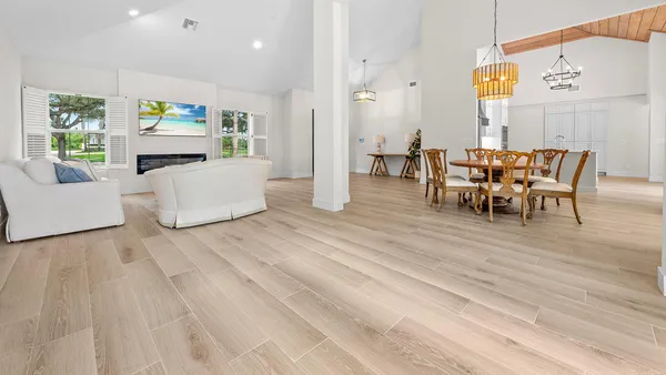 $1,999,999 | 18433 Southeast Heritage Drive, Tequesta, FL 33469