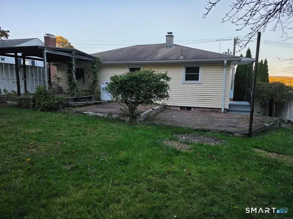 $329,900 | 481 Bunker Hill Avenue, Waterbury, CT 06708