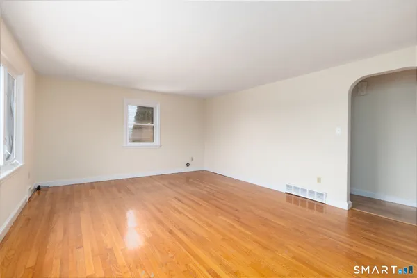 $329,900 | 481 Bunker Hill Avenue, Waterbury, CT 06708