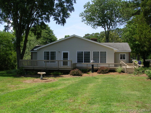 311 Haven Beach Road Moon, VA 23119 - Photo 5 of 34