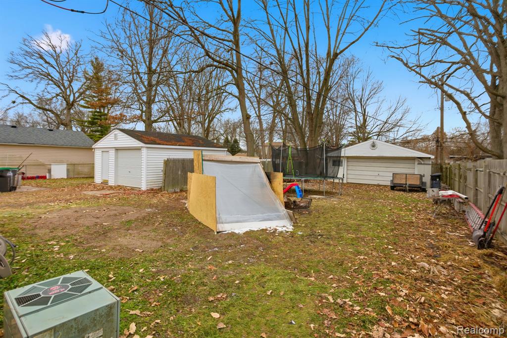 15390 Beech Daly Road Taylor, MI 48180 - Photo 33 of 34 Gallery Image 33