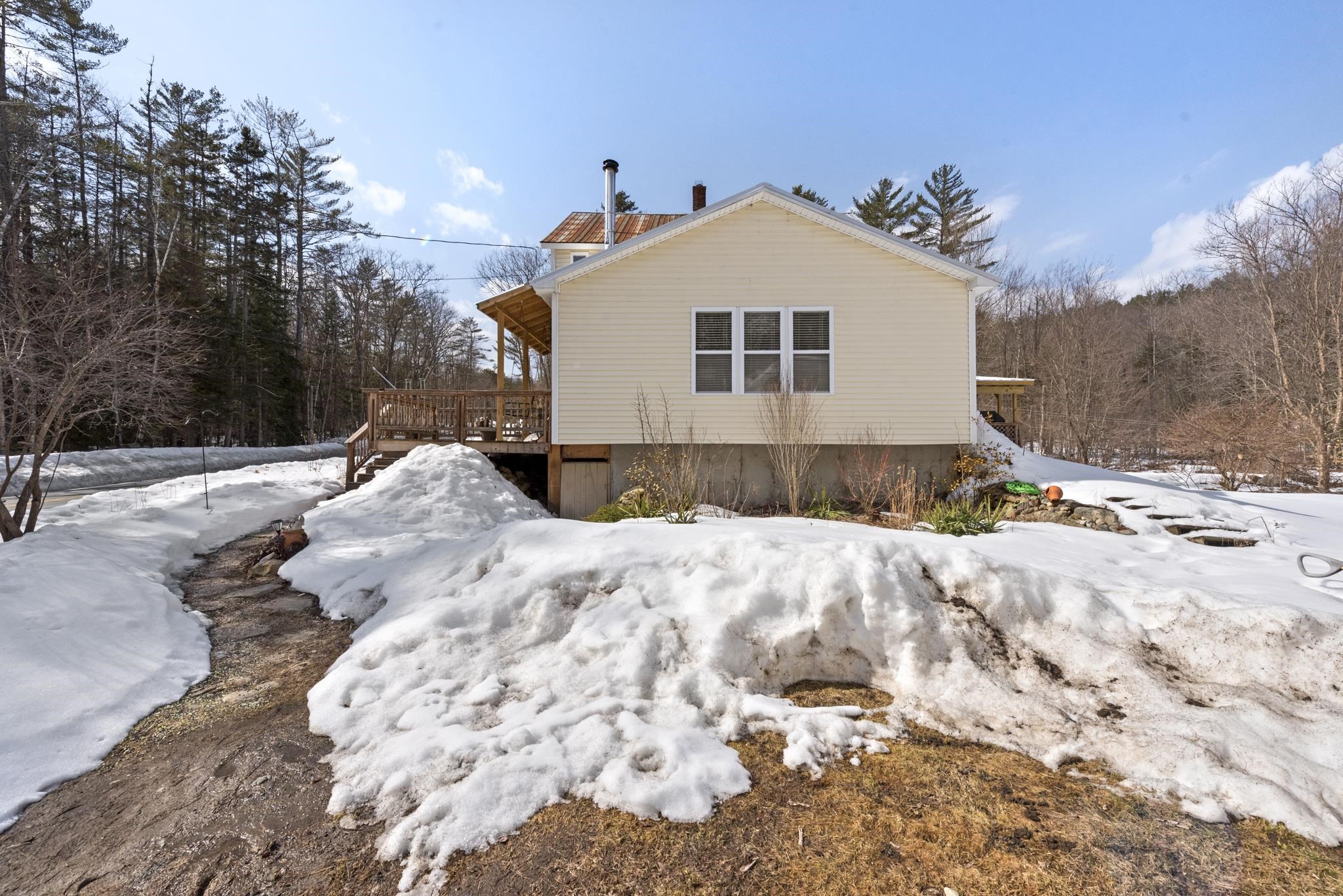 448 Lake Tarleton Road Warren, NH 03279 - Photo 3 of 36 Gallery Image 3