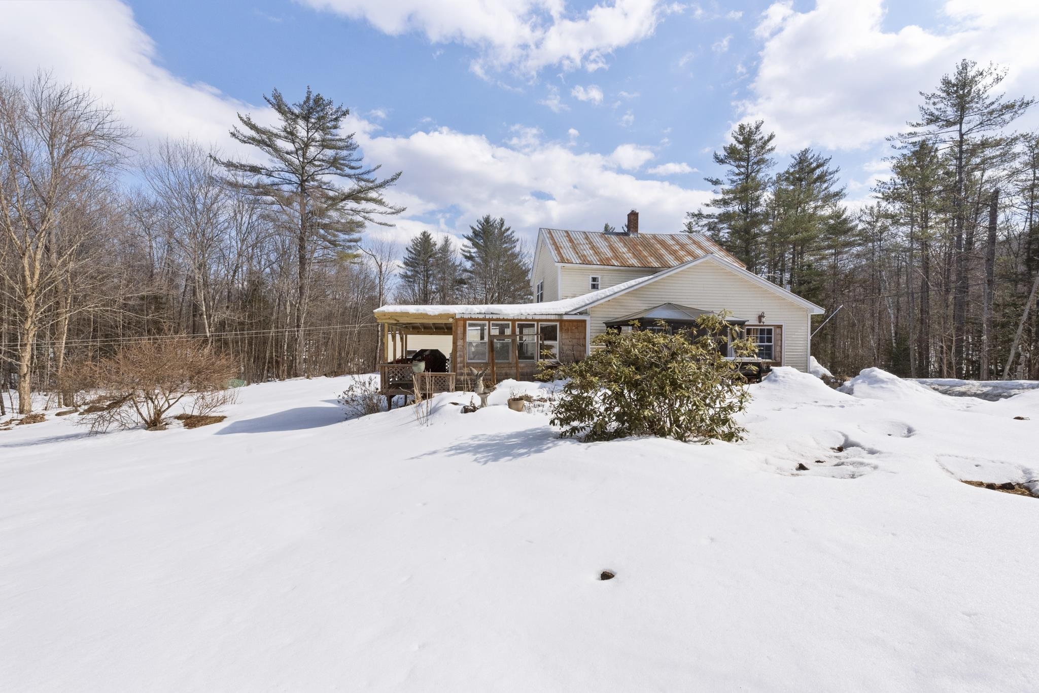 448 Lake Tarleton Road Warren, NH 03279 - Photo 4 of 36 Gallery Image 4