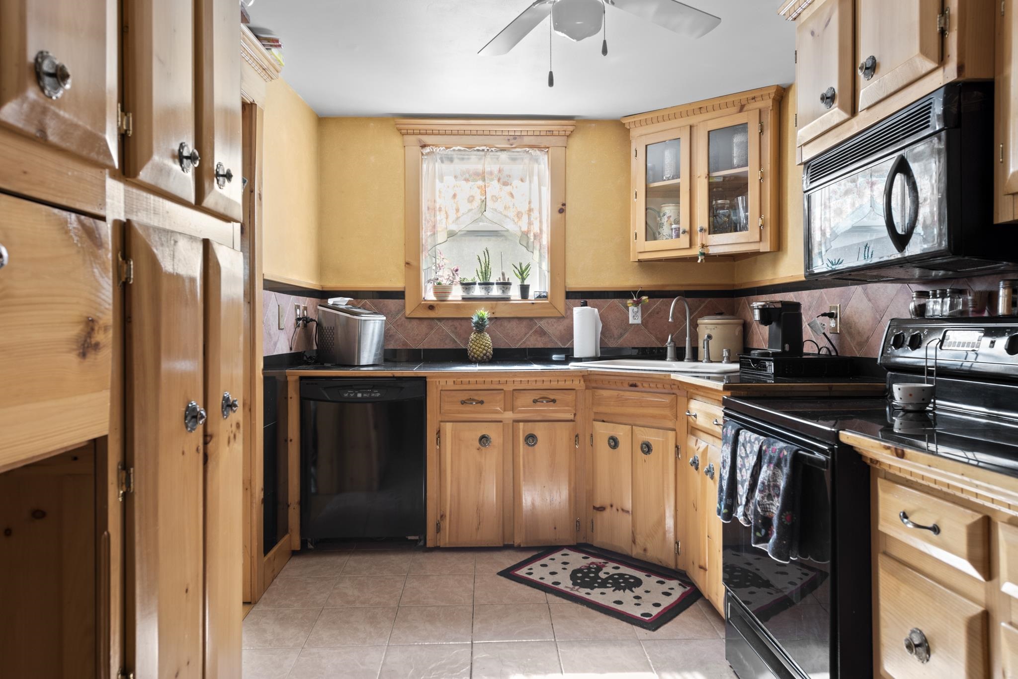 448 Lake Tarleton Road Warren, NH 03279 - Photo 8 of 36 Gallery Image 8