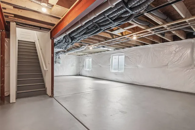 a view of a room with an empty space