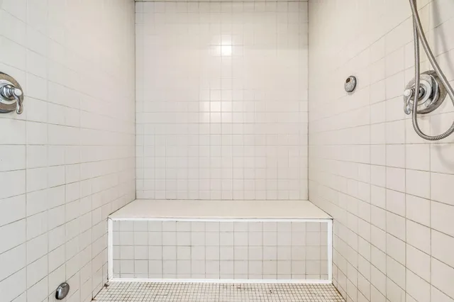 $665,000 | 19 Russell And Alice Lane, Owls Head, ME 04854