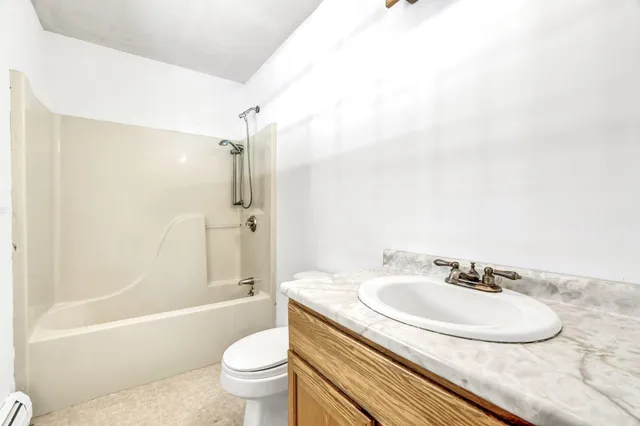 $665,000 | 19 Russell And Alice Lane, Owls Head, ME 04854