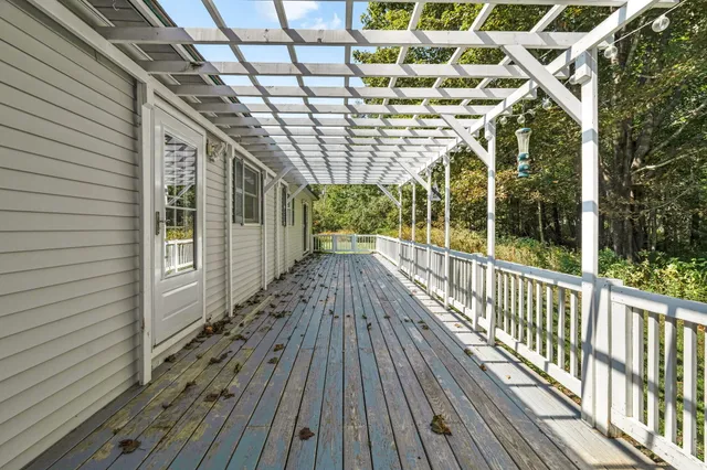 $665,000 | 19 Russell And Alice Lane, Owls Head, ME 04854