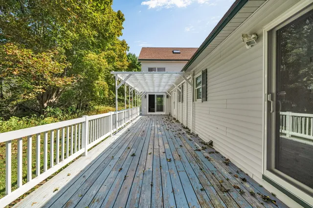 $665,000 | 19 Russell And Alice Lane, Owls Head, ME 04854