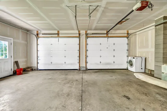 $665,000 | 19 Russell And Alice Lane, Owls Head, ME 04854