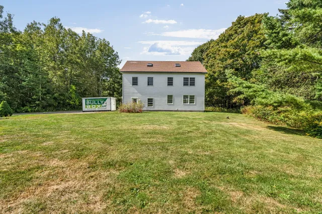 $665,000 | 19 Russell And Alice Lane, Owls Head, ME 04854