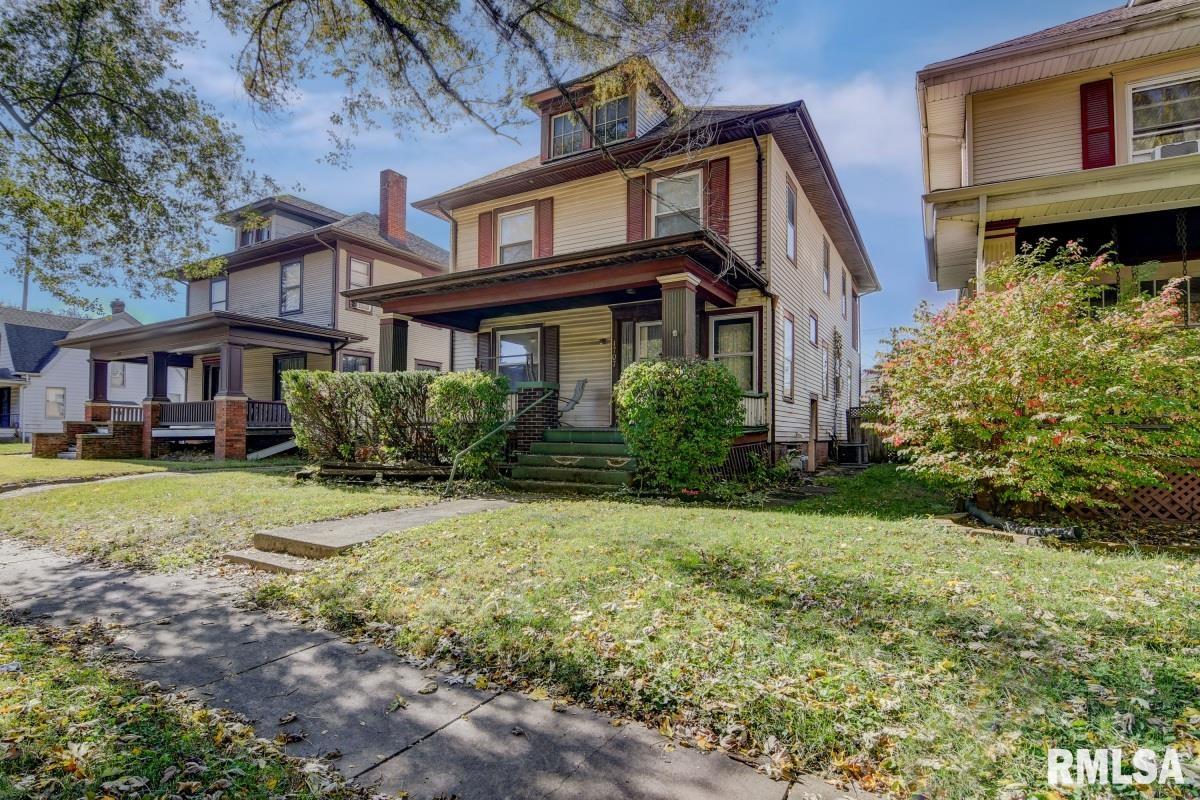1707 South 7th Street Springfield, IL 62703 - Photo 1 of 26
