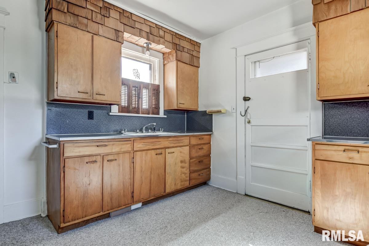 1707 South 7th Street Springfield, IL 62703 - Photo 22 of 26
