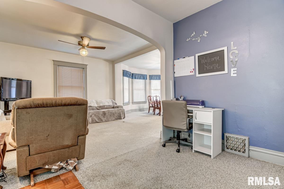 1707 South 7th Street Springfield, IL 62703 - Photo 4 of 26