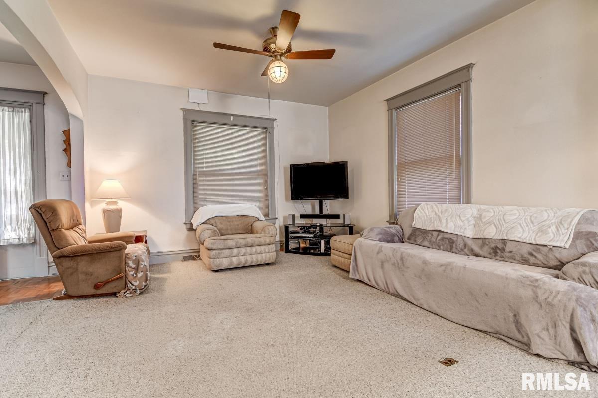 1707 South 7th Street Springfield, IL 62703 - Photo 5 of 26