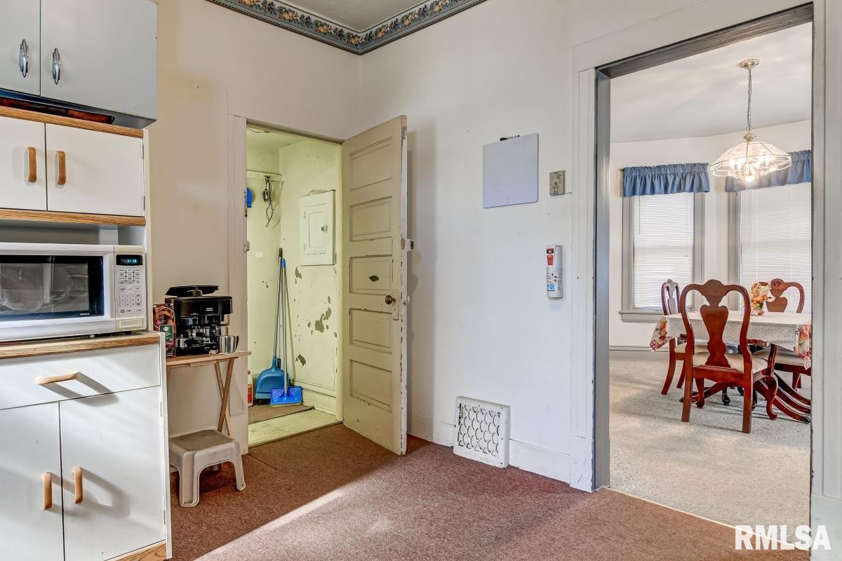 1707 South 7th Street Springfield, IL 62703 - Photo 7 of 26