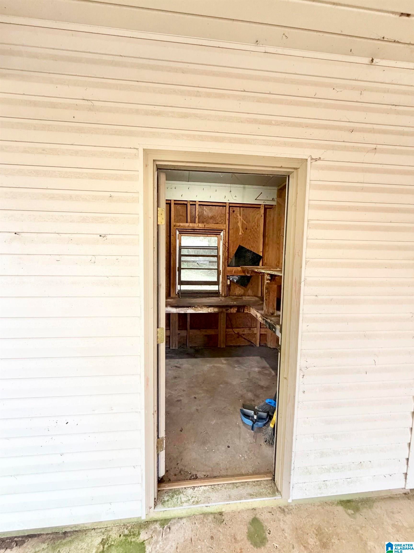 202 Riggs Street Southwest Jacksonville, AL 36265 - Photo 6 of 31 Gallery Image 6